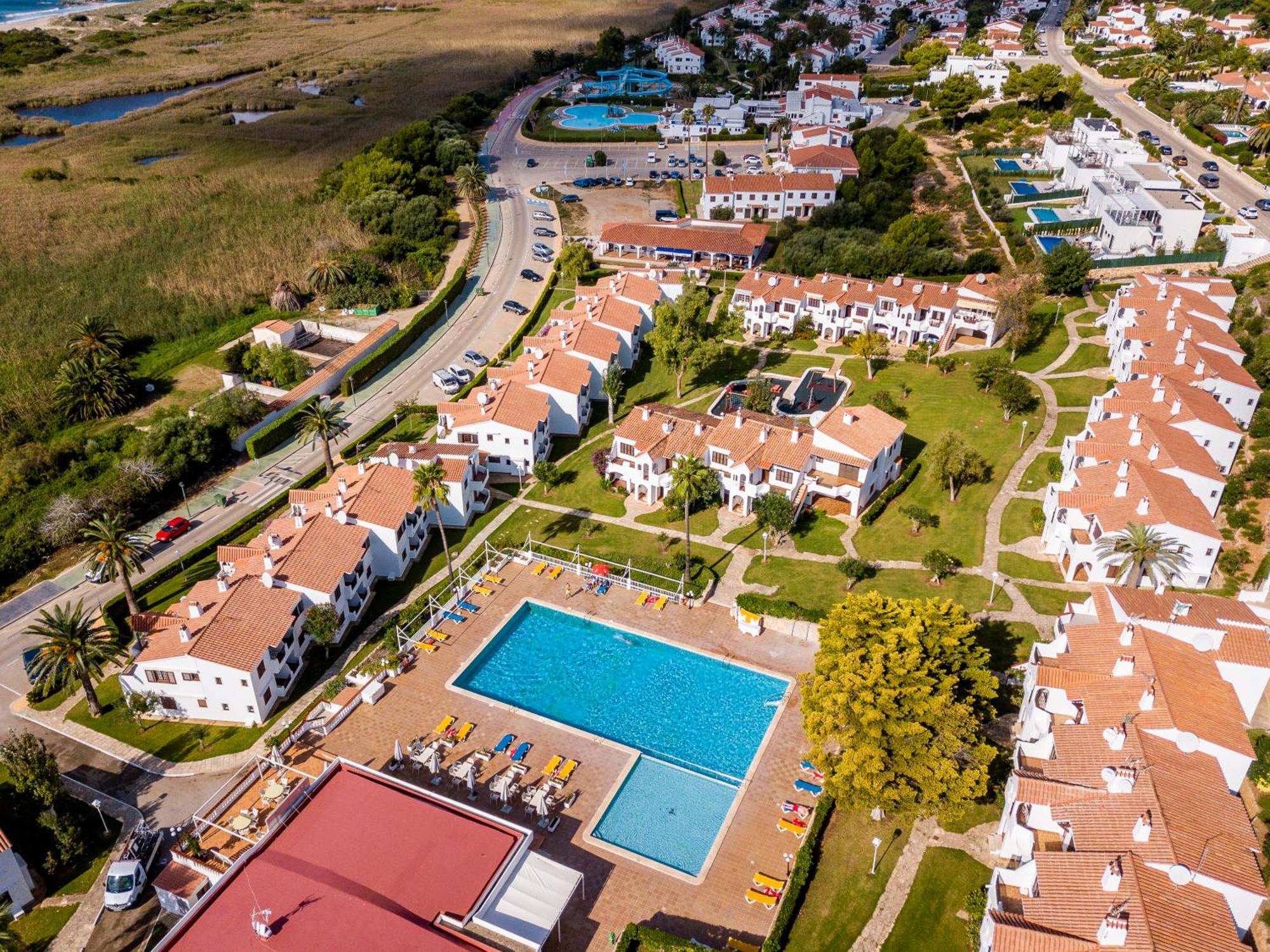 Apartamentos Son Bou Gardens By Menorcarentals Exteriör bild